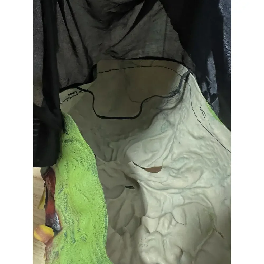 Vintage PMG 2002 Halloween Mask Demon Horn Green Monster Paper Magic w/Hood
